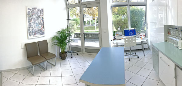 Behandlung 1 Behandlungsraum 1